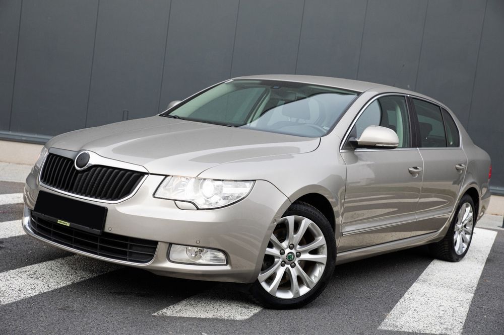 Skoda Superb 2009 2.0 Diesel 170 Cai Xenon Navi