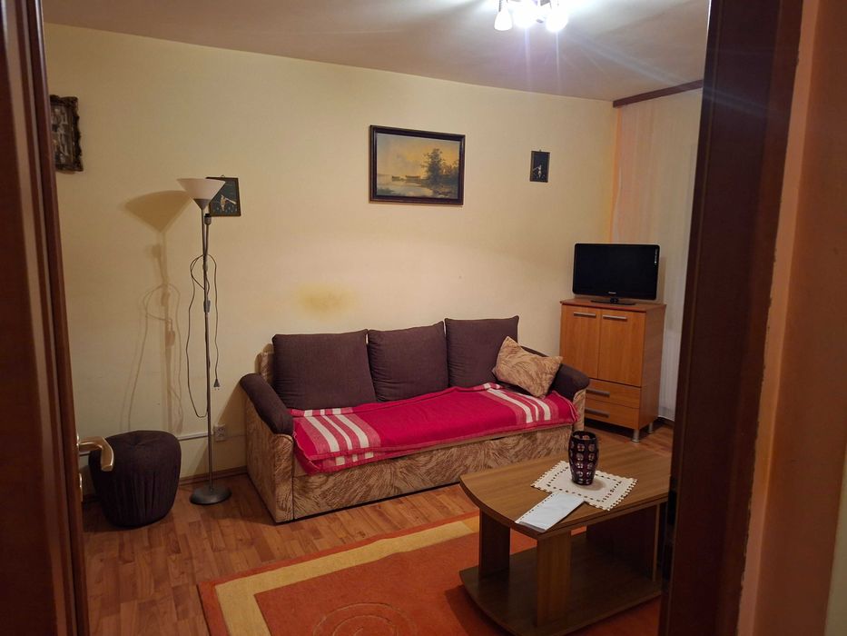 Vand apartament 3 camere Vlaicu-Lebada