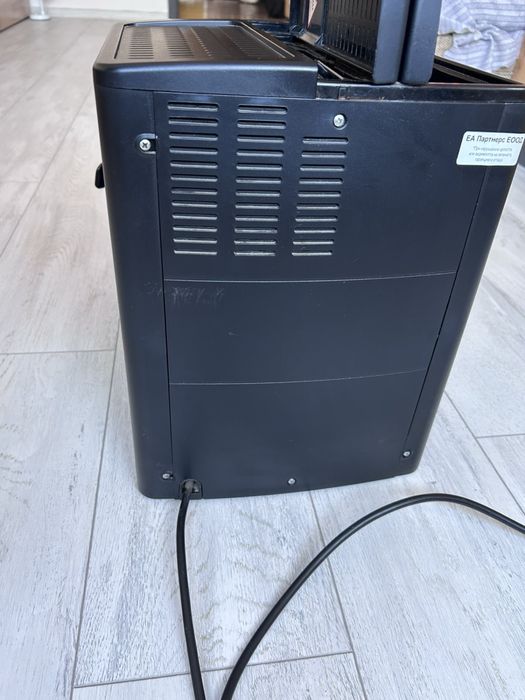 Кафе машина Delonghi Corso