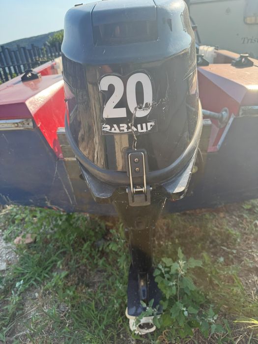 Barca cu motor Parsun 20 cai 4 timpi