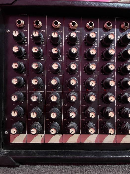 Усилитель elefact 1.000 ватт