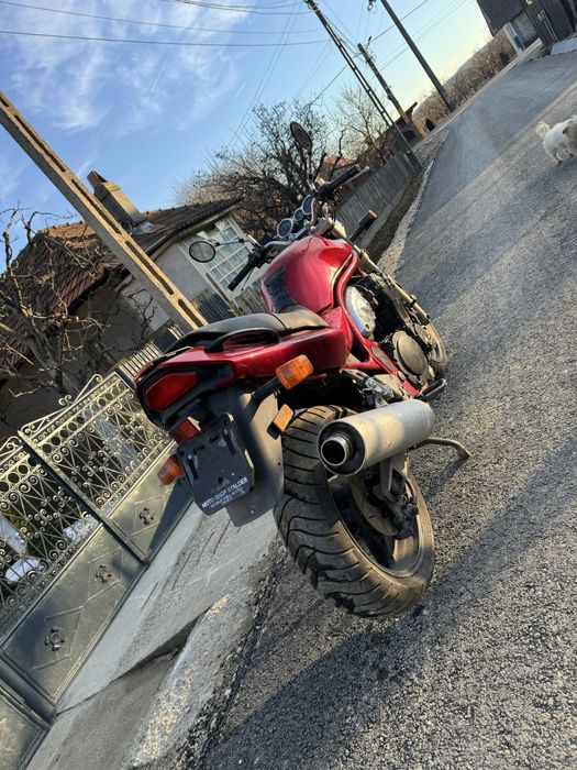 Dezmembrez Suzuki Bandit 1200 an 200