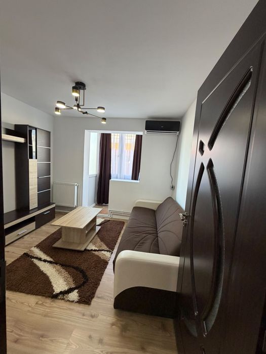Inchiriez apartament 2 camere