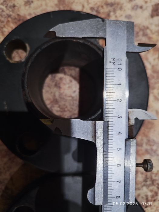 Продам флянцы диаметр на 50