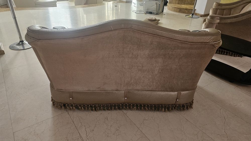 Canapea Chesterfield