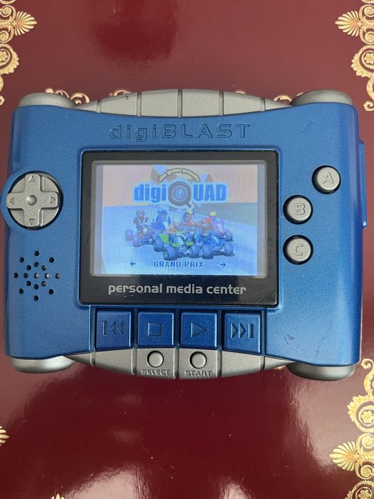 Consolă portabilă digiBLAST – stare bună, funcțională