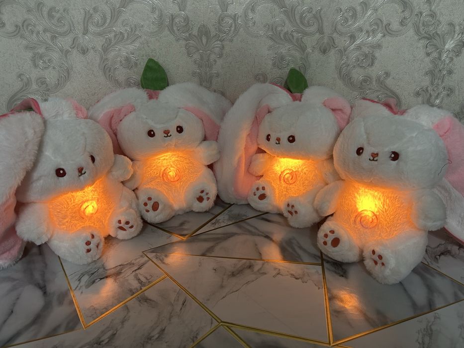 Дышащий зайчик в клубнике