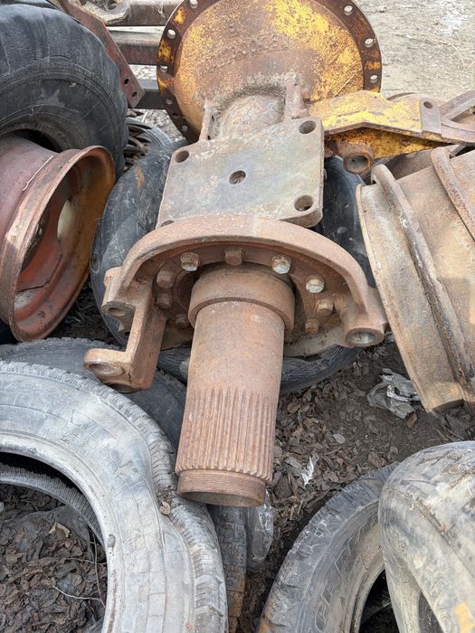 Продам раму к701, пушку, редукторы моста.