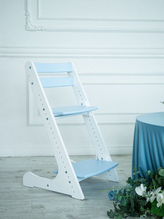 Продам растущие стульчики Конек Горбунек. Оригинал