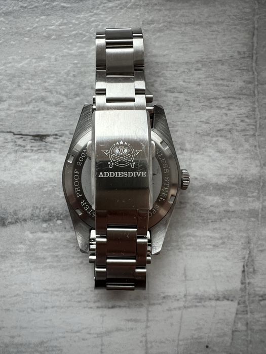 Часовник Addiesdive