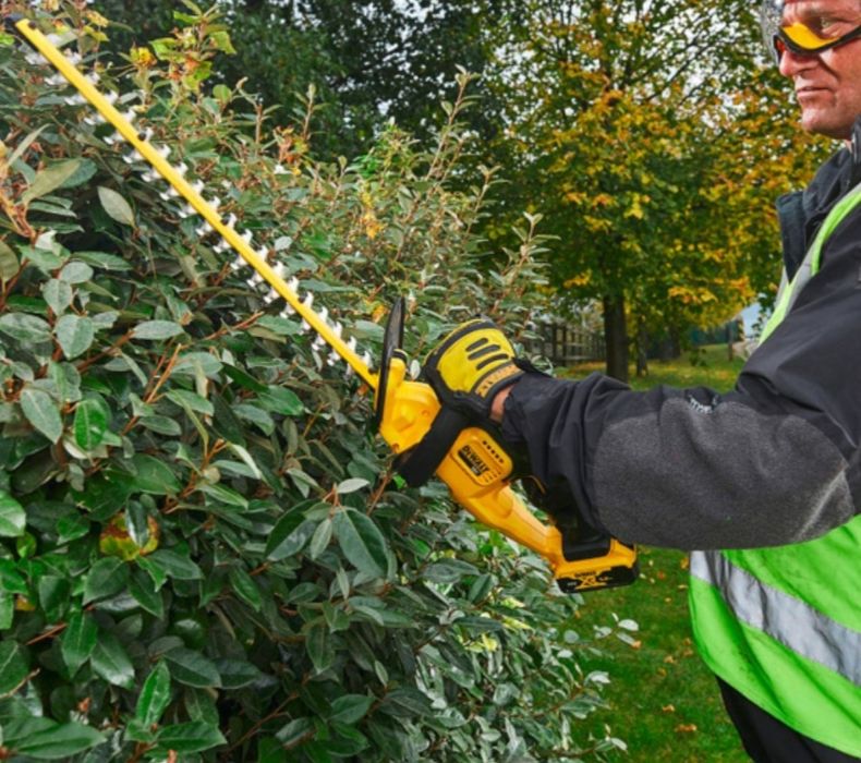 Акумулаторен храсторез DEWALT DCM563PB, 18 V