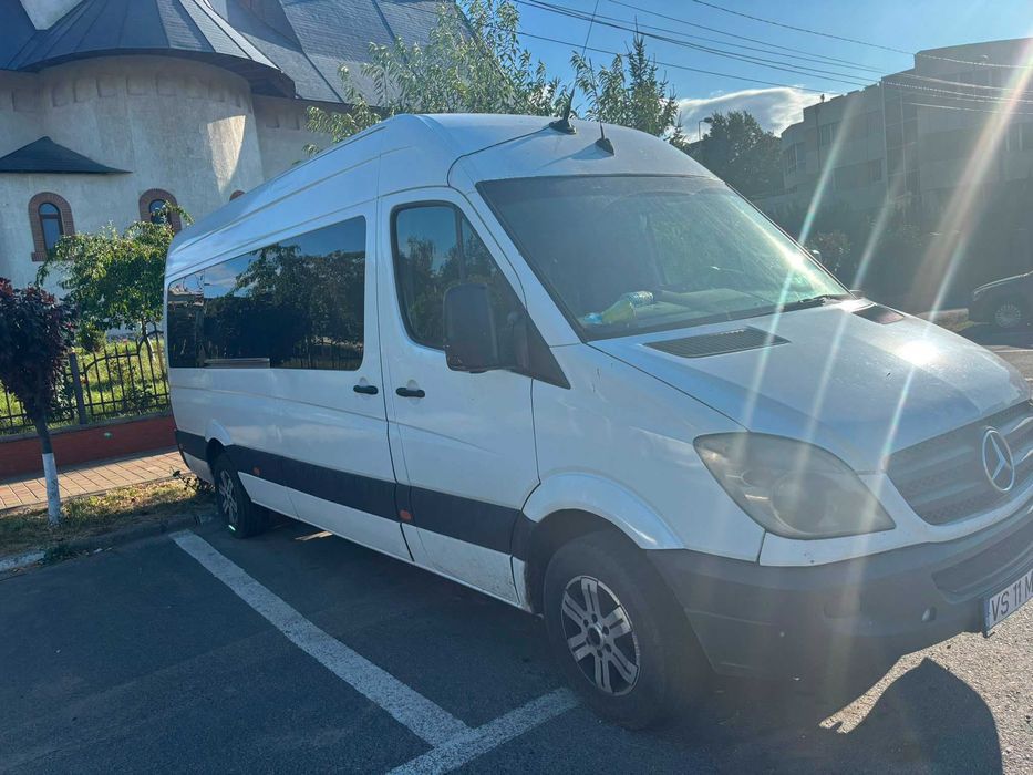 Vând Mercedes Sprinter
