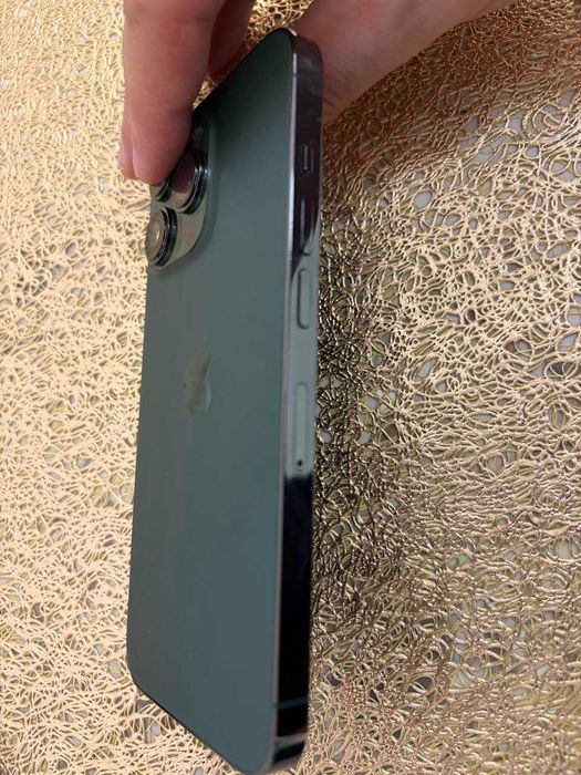 Apple iPhone 13 Pro, 128 GB, Alpine Green, като нов