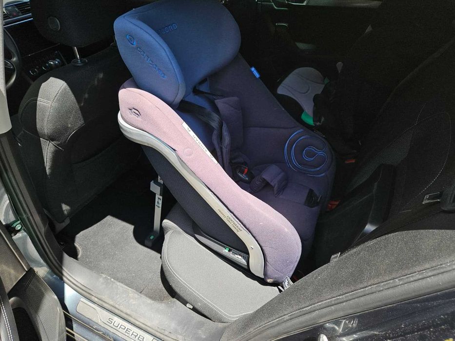Scaun auto Concord Reverso Plus, Isofix- cel mai sigur model de pe piata! + Bonus - oglinda pentru copil rear-faving