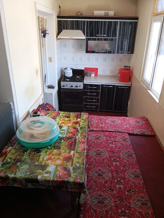 Kvartira sotiladi 3etaj 3honali