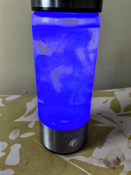 Бутилка за водородна Алкална вода