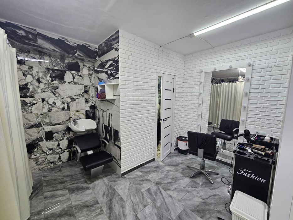 парикмахерское кресло