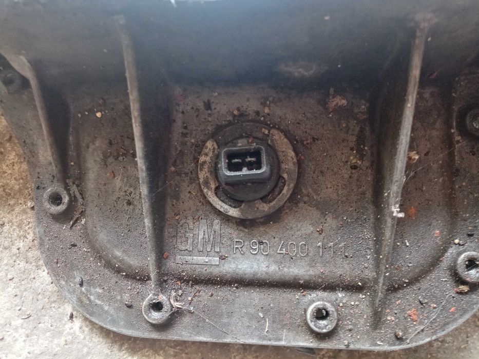 Продавам картери за опел