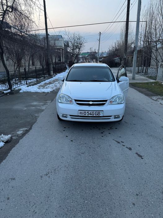 Chevrolet Lasetti 16 aftomat 2013