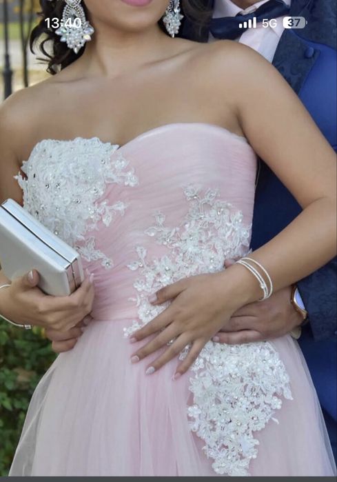 Официални рокли