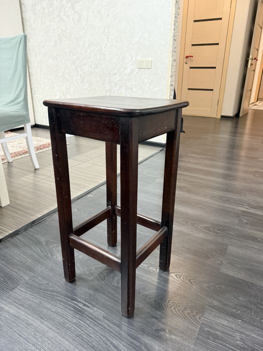 Барные стулья 4 шт