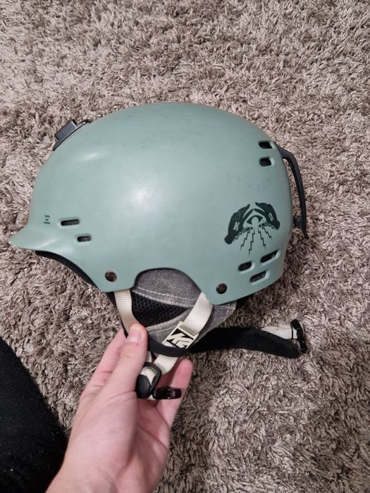 каска K2 за ски – малко използвана, отлично запазена