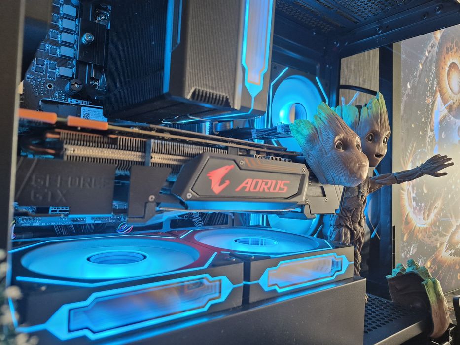 Продам игровой комплект