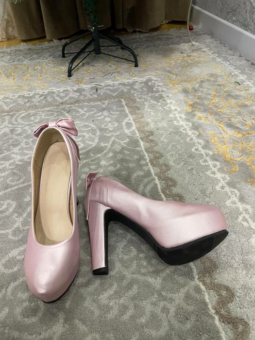 Стильные Туфли новые !!!