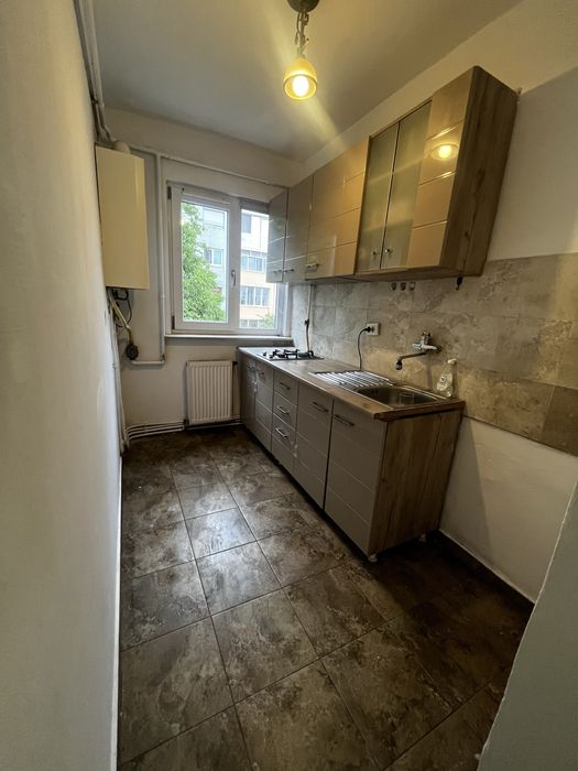 Vand  apartament ultracentral langa facultatea Dragan