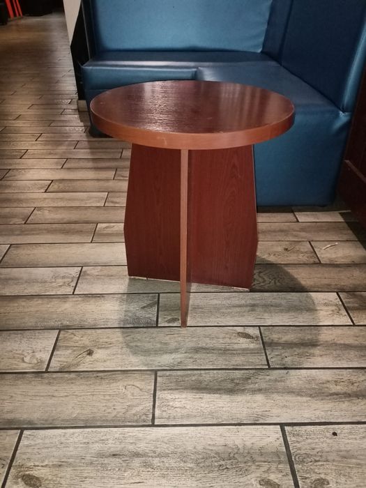 Продам столик! Состояние хорошее