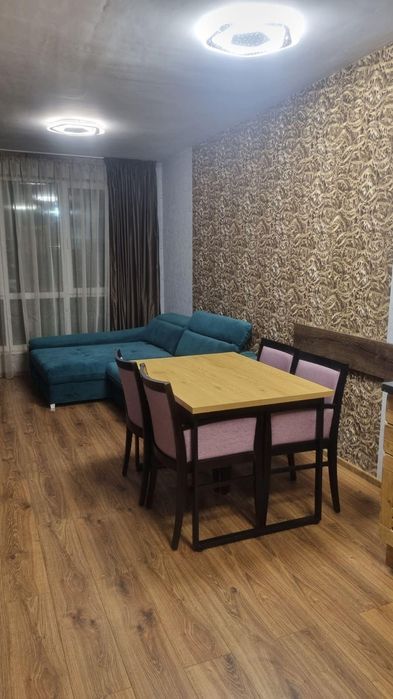 Дава се под наем Двустаен апартамент в Пловдив, Тракия - 65 кв.м за 400 € - Снимка #1