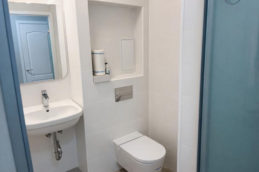 Двустаен апартамент под наем в ж.к. Кръстова вада, 2218710