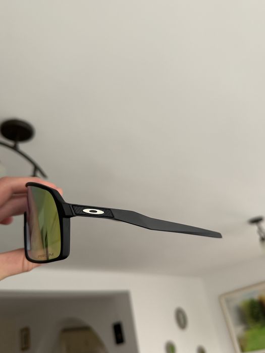 Oakley Sutro.