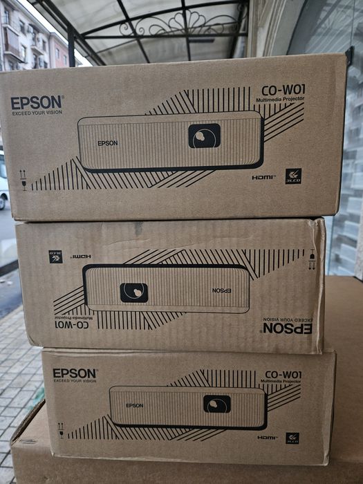Проектор Epson CO-W01