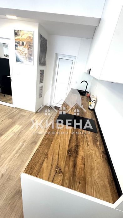 Продава се Двустаен апартамент в Варна, Център - 41 кв.м за 1555 €/кв.м - Снимка #5