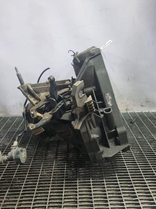 Cutie de viteze Nissan Juke 1.6 B 2010 - 2014 117CP Manuala 5 Trepte HR16DE Euro5 (1451) ...