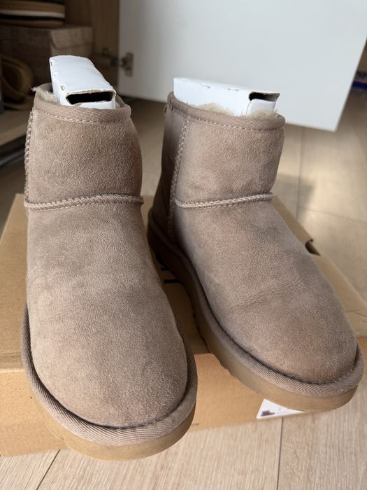 UGG Mini 2 Maro