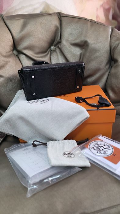 Чанта Hermes birkin 20 кожа от гущер налична