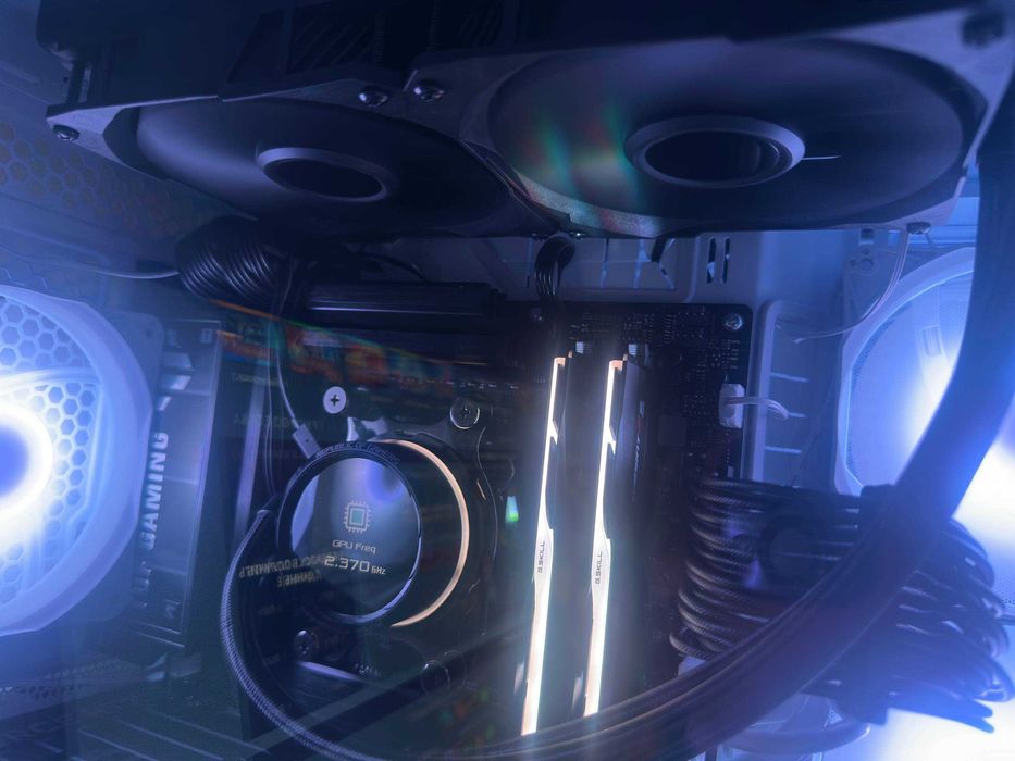 ASUS ROG Ryuo 240 водяное охлаждение