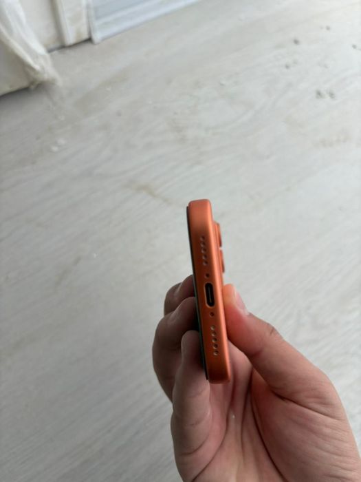 продам айфон 17 про