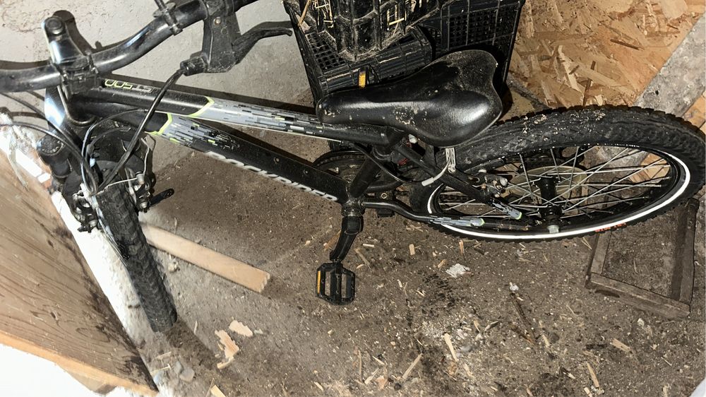 Bicicleta pentru copii, 9-14 ani perfect functionala, pozele sunt de atentie!