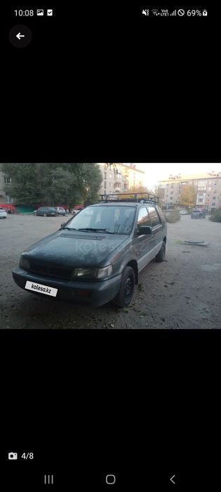 Срочно продам машину  Mitsubishi Space Wagon