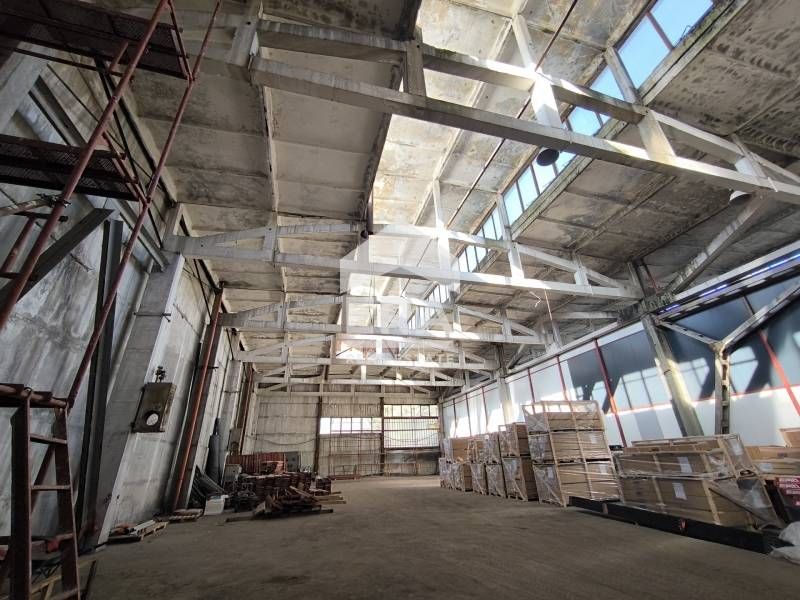 Хале под наем в кв.Овчарски гр.Хаково