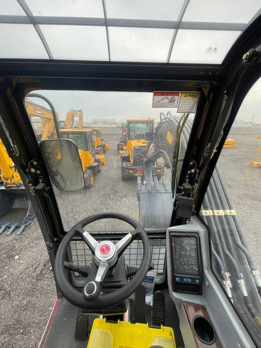 Экскаватор 0.3куб Автомат