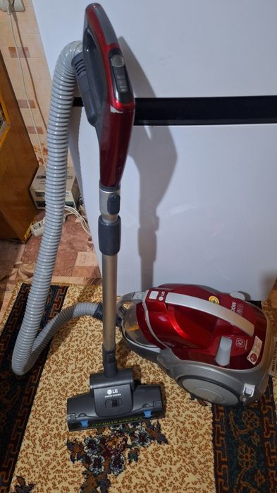 Пылесос LG 2000W компрессор.
