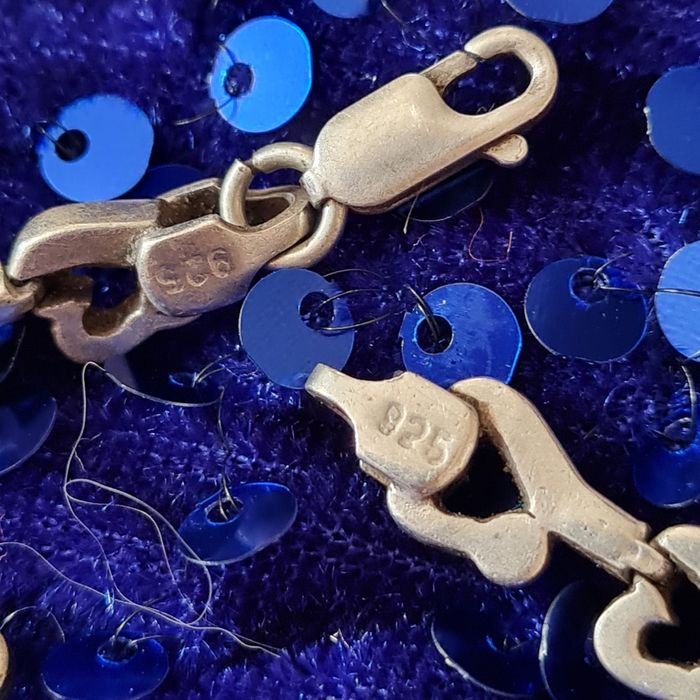 Продам оригинальные комплекты из серебра