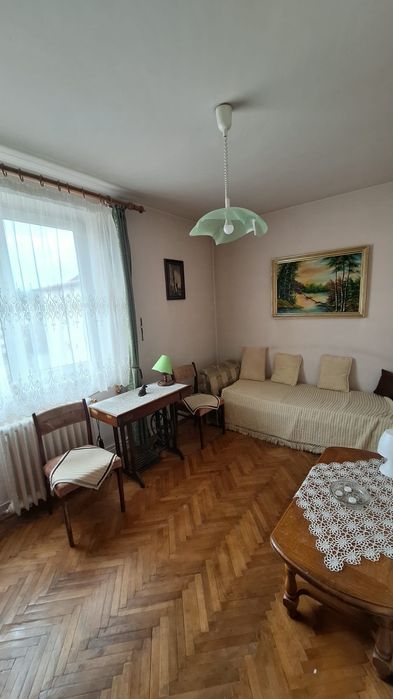De vănzare apartament cu trei camere !