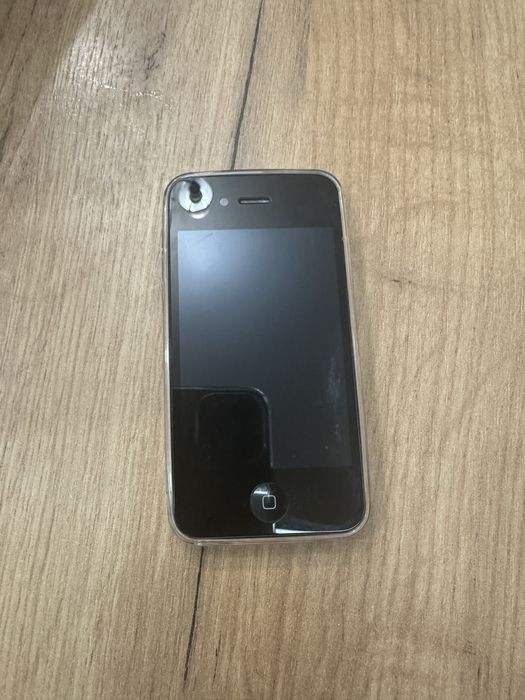 iPhone 4 s б/у рабочий