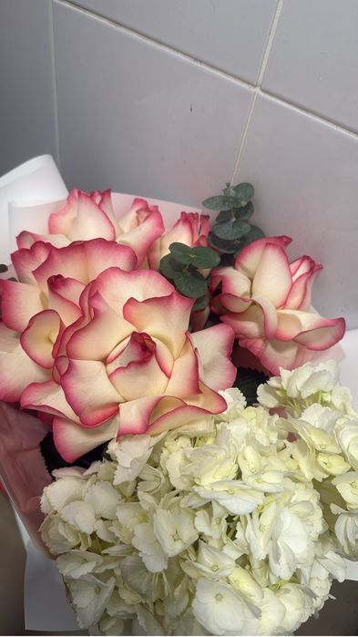 Гүл букет сатам