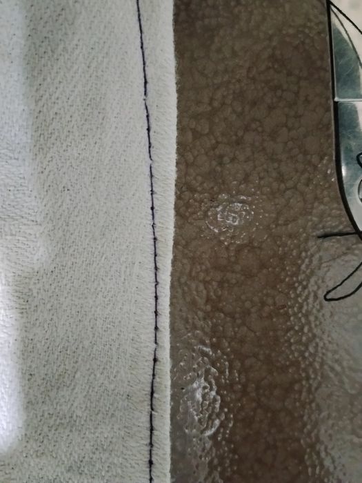 Продам швейную машинку